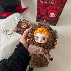 Skullpanda giveaway (sneaky chestnut)